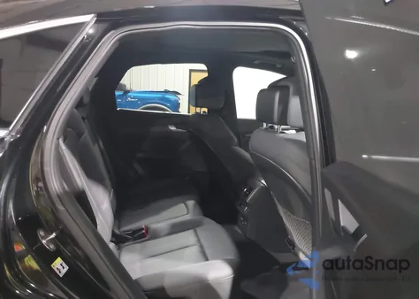 2021 Audi Q5 Sportback Premium Plus 45 Tfsi Quattro S Tronic from USA, damaged, VIN WA15AAFY0M2074111